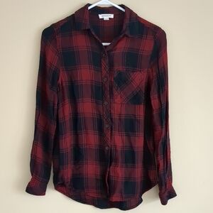 XS Beachlunchlounge Red And Black Plaid Button Up Long Sleeve Shirt Top